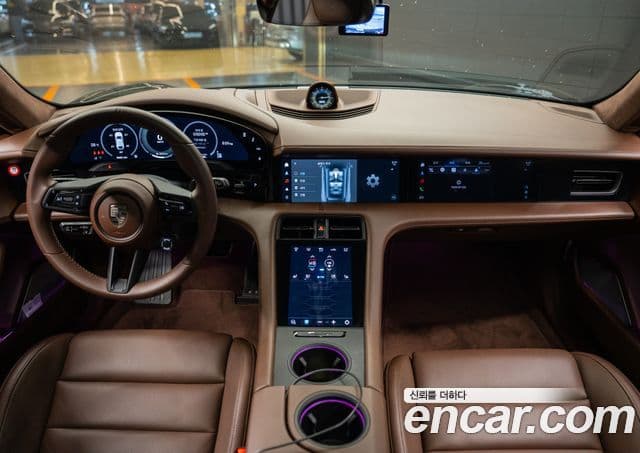 Porsche Taycan 2025 — Photo 3/10
