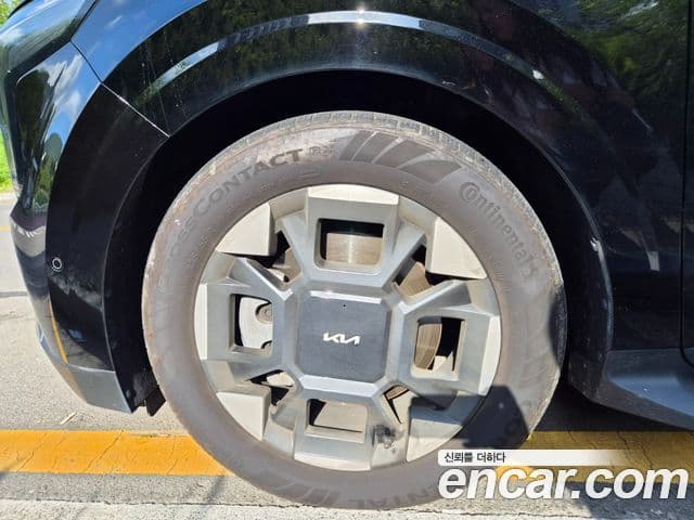 Kia Carnival 2024 — ფოტო 11/20