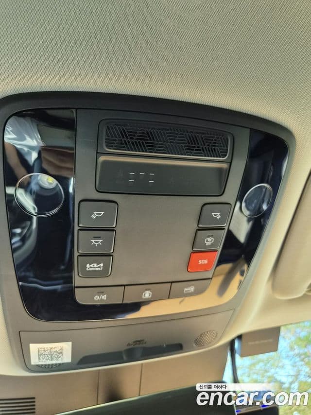 Kia Carnival 2024 — ფოტო 14/20