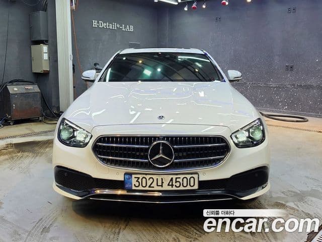 Mercedes-Benz E-Class 2022 — Şəkil 1/20