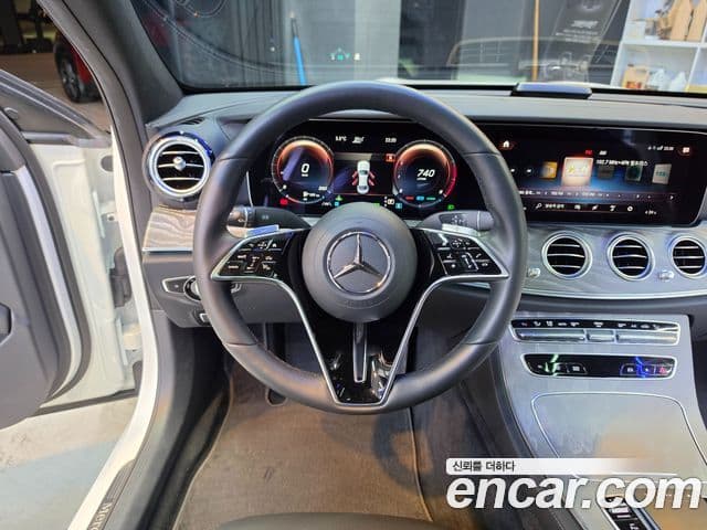 Mercedes-Benz E-Class 2022 — Şəkil 11/20