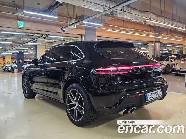 Porsche Macan 2022 — ფოტო 5/9