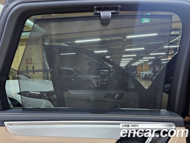 Porsche Macan 2022 — Photo 17/20