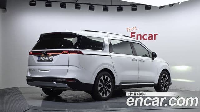 Kia Carnival 2021 — Şəkil 2/20