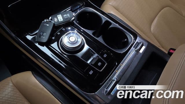Kia Carnival 2021 — Şəkil 9/20