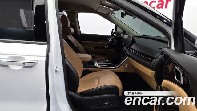 Kia Carnival 2021 — Şəkil 12/20