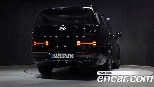 Hyundai Santa Fe 2024 — Фото 4/20