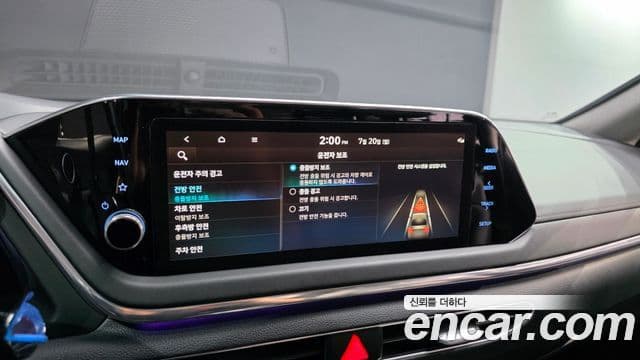 Hyundai Sonata 2021 — ფოტო 14/20