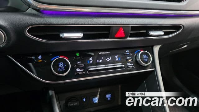 Hyundai Sonata 2021 — ფოტო 19/20