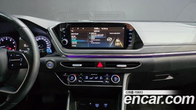 Hyundai Sonata Hybrid 2021 — Şəkil 17/30