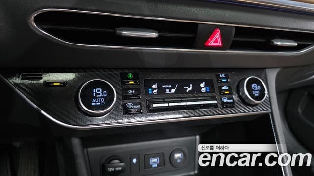Hyundai Sonata 2019 — Şəkil 18/20