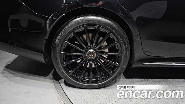 Mercedes-Benz AMG GT 2021 — Photo 1/32