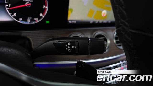 Mercedes-Benz E-Class 2018 — фото 9 из 20