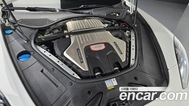 Porsche Panamera 2019 — Photo 4/34