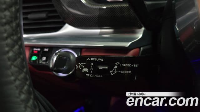 Porsche Panamera 2019 — Photo 18/34