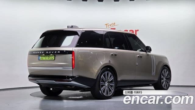 Land Rover Range Rover 2024 — Фото 1/20