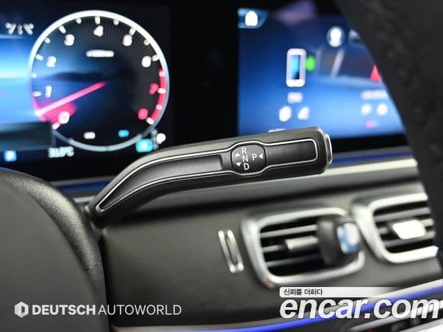 Mercedes-Benz GLS-Class 2025 — Photo 6/20
