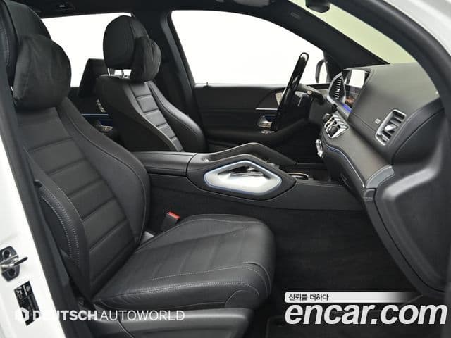 Mercedes-Benz GLS-Class 2025 — Photo 15/20