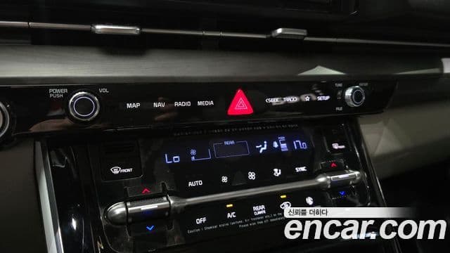 Kia Carnival 2022 — Фото 17/20