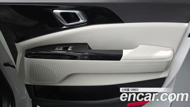 Kia Carnival 2022 — Şəkil 33/33
