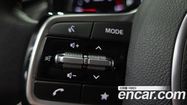 Kia Carnival 2022 — Şəkil 10/33