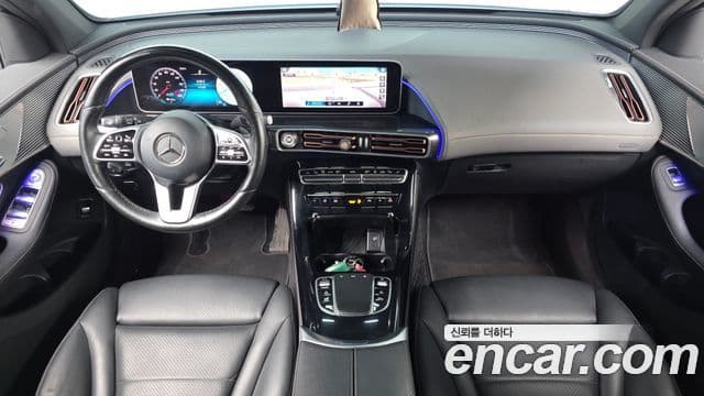 Mercedes-Benz EQC 2020 — ფოტო 1/20