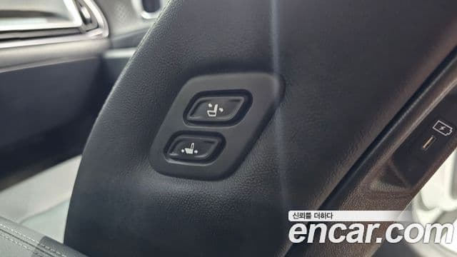 Kia Sorento 2024 — Фото 18/20