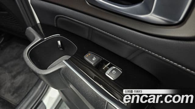 Kia Sorento 2024 — Фото 19/20