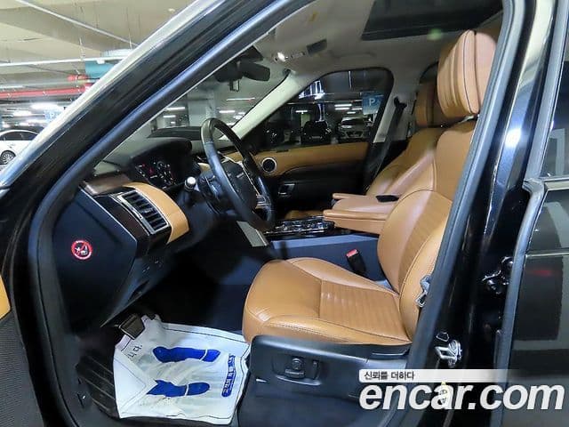Land Rover Discovery 5 2018 — Photo 9/20
