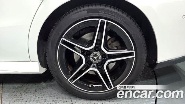 Mercedes-Benz CLA-Class 2020 — Şəkil 24/30