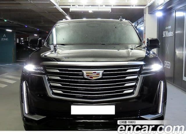 Cadillac Escalade 2022 — Фото 1/14