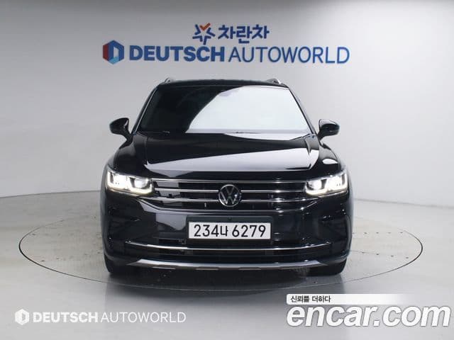 Volkswagen Tiguan 2024 — Photo 12/20