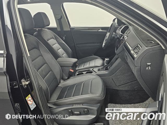 Volkswagen Tiguan 2024 — Photo 1/20