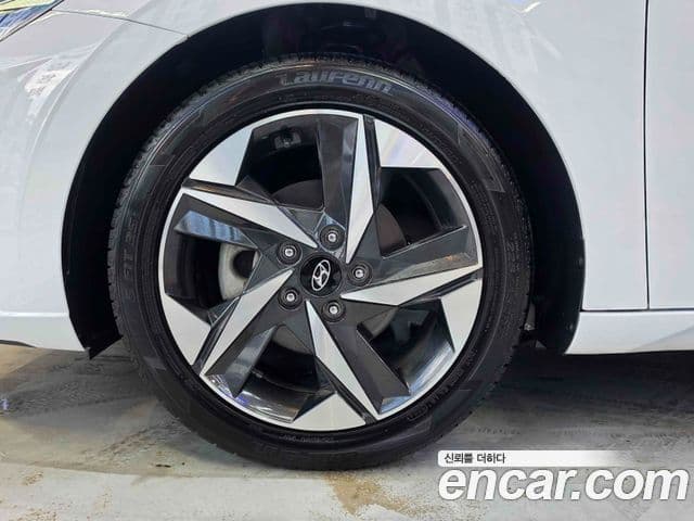 Hyundai Avante 2022 — Фото 6/20
