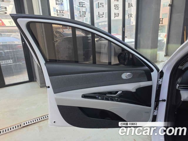 Hyundai Avante 2022 — Фото 15/20