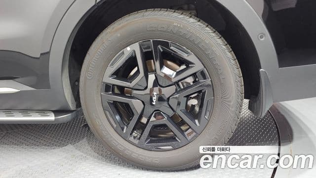 Kia Sorento 2024 — ფოტო 29/34