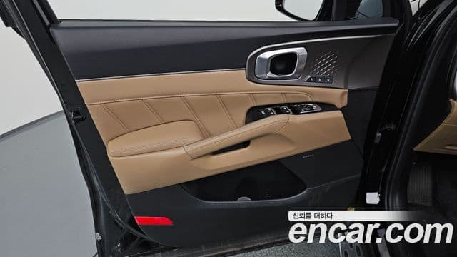 Kia Sorento 2024 — ფოტო 26/34