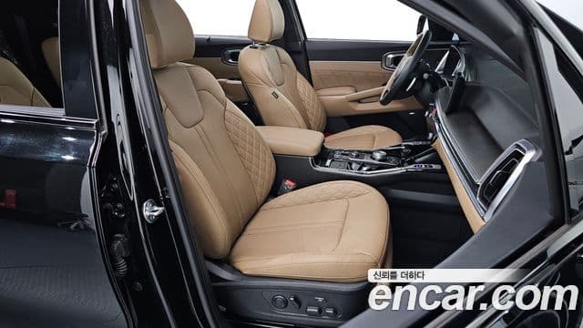 Kia Sorento 2024 — ფოტო 22/34
