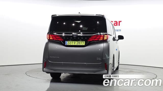 Toyota Alphard 2024 — ფოტო 4/34