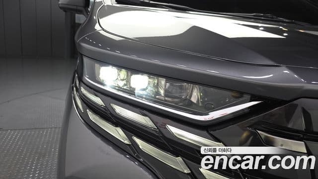 Toyota Alphard 2024 — ფოტო 20/34