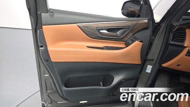 Toyota Alphard 2024 — ფოტო 10/34