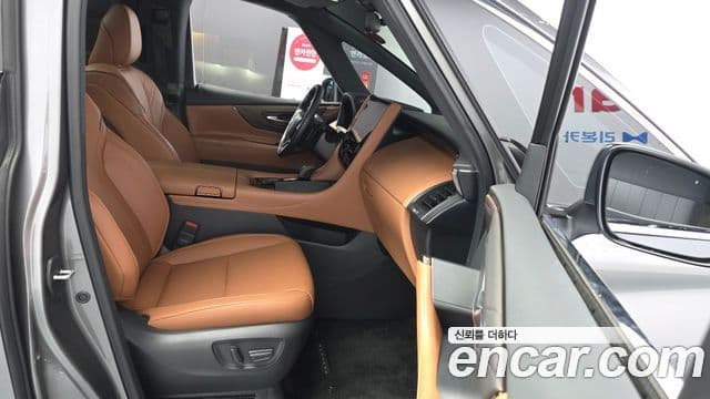 Toyota Alphard 2024 — ფოტო 19/34