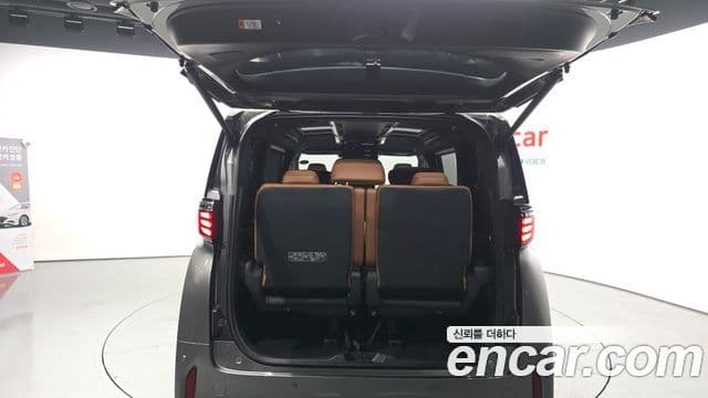 Toyota Alphard 2024 — ფოტო 24/34