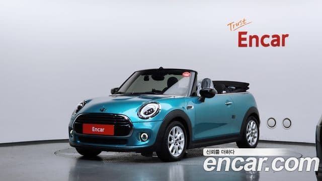 Mini Cooper Convertible 2021 — Фото 1/20
