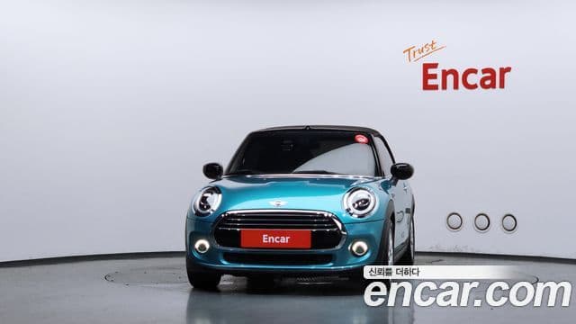 Mini Cooper Convertible 2021 — Фото 3/20