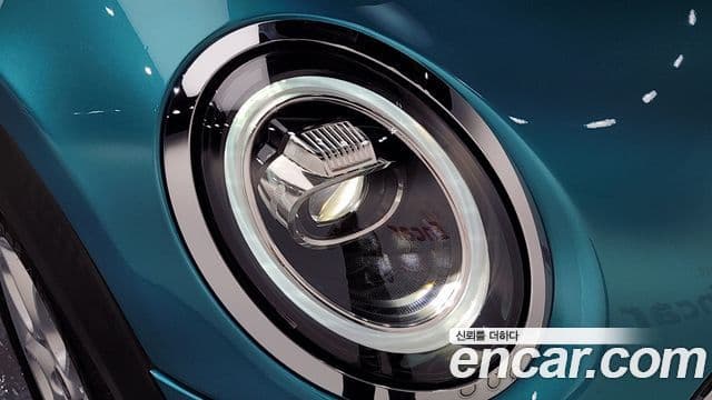 Mini Cooper Convertible 2021 — Şəkil 20/30