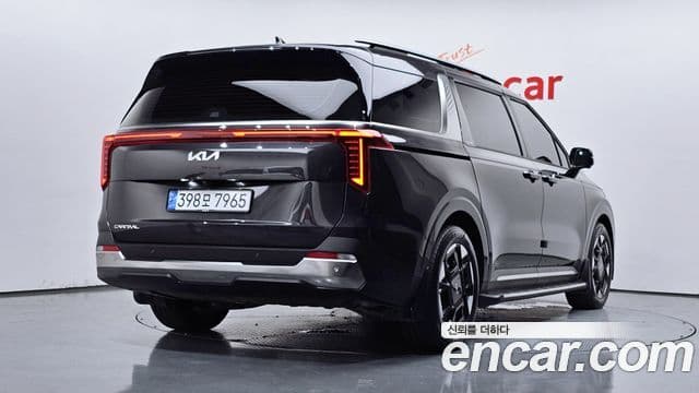 Kia Carnival 2024 — Şəkil 3/35