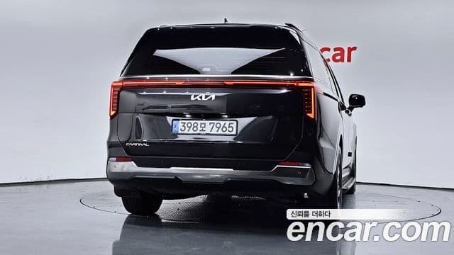 Kia Carnival 2024 — Şəkil 26/35