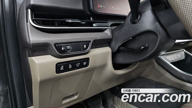 Kia Carnival 2024 — Şəkil 10/35