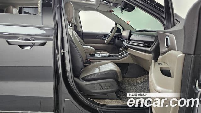Kia Carnival 2024 — Şəkil 6/35